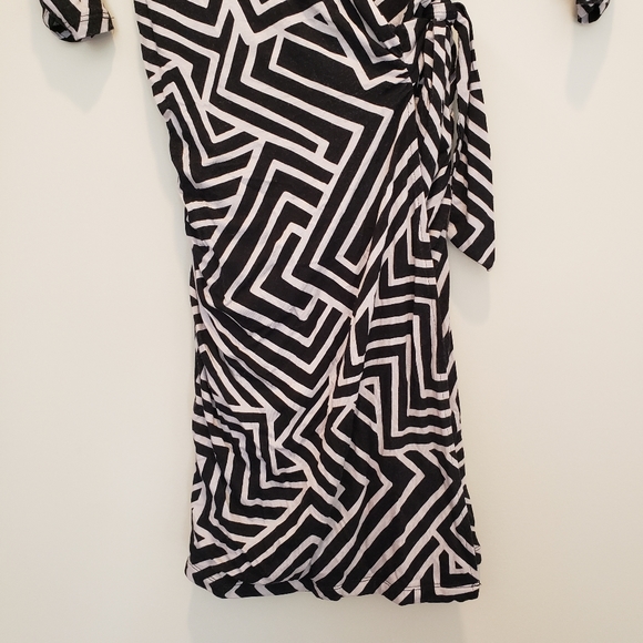 Anthropologie Vanessa Virginia Lena semi faux wrap dress Size XS - Picture 3 of 7